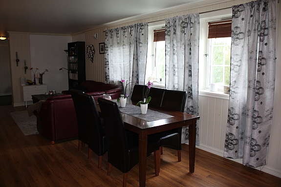 Utleiedel underetasje Galleribilde