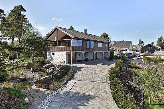 Fasade høydefoto Galleribilde