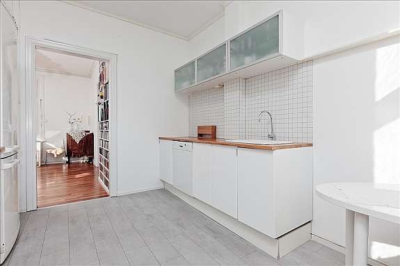 Kjøkken med spiseplass Galleribilde