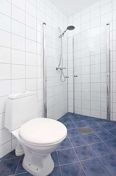 Pent flislagt bad Galleribilde