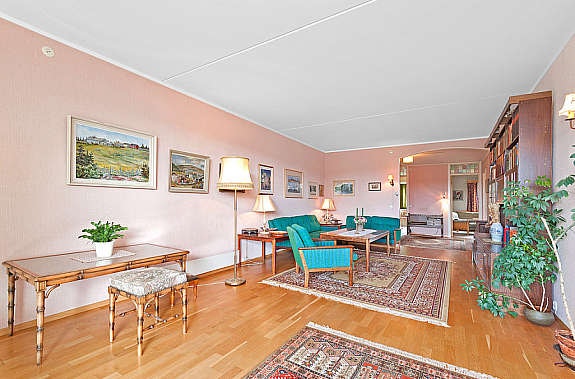 Meget romslig stue Galleribilde