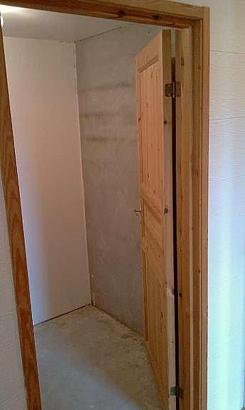 Bod. (følger med en del hyller til denne) Galleribilde