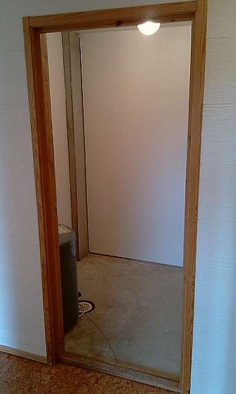 Bod. (følger med en del hyller til denne) Galleribilde