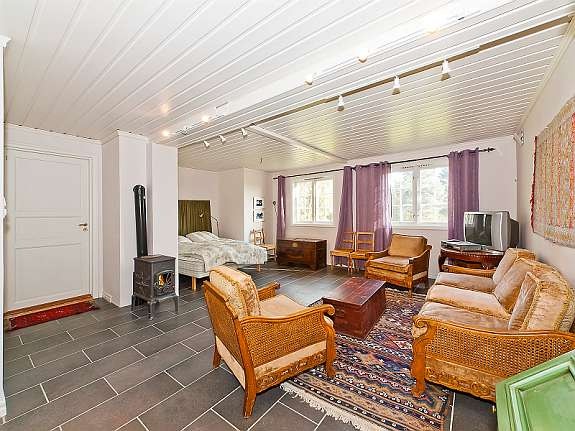 Oppholdsrom i sokkel Galleribilde