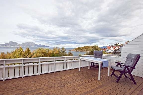 Stor terrasse med flott utsikt Galleribilde