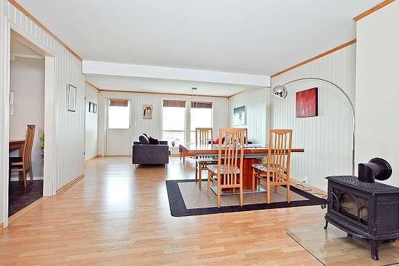 stue med fantastisk utsikt mot sjøen og Landegp Galleribilde