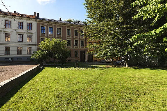 Hyggelig grøntområder i Munkegata Galleribilde