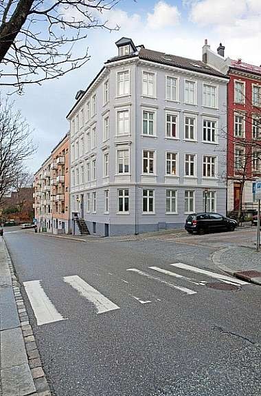 Klassisk, ærverdig bygård Galleribilde