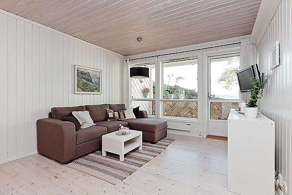 Lys og delikat stue med flott stjøutsikt! Galleribilde