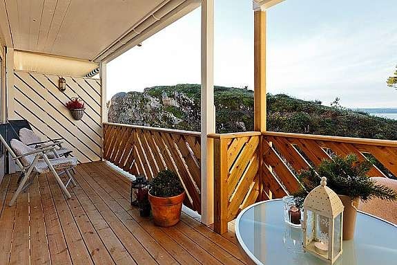 Vestvendt veranda på ca 12 kvm. Galleribilde