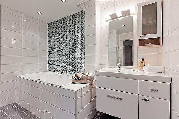 Bad med høy standard i u.etasje. Pusset opp i 2007! Galleribilde