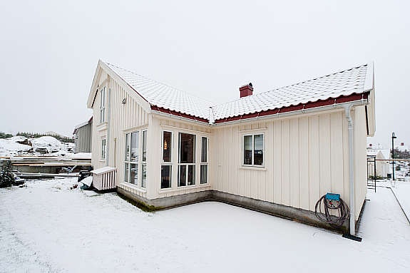 Solrik og usjenert uteplass Galleribilde