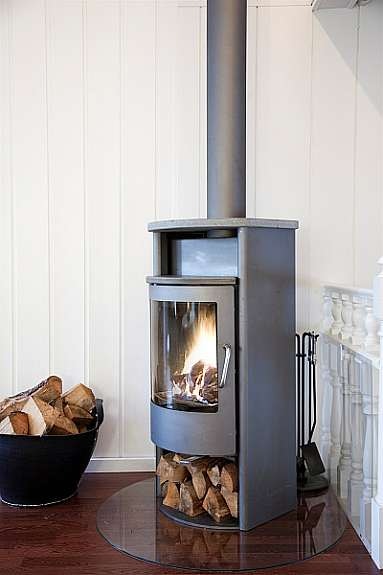 Peis i stue Galleribilde