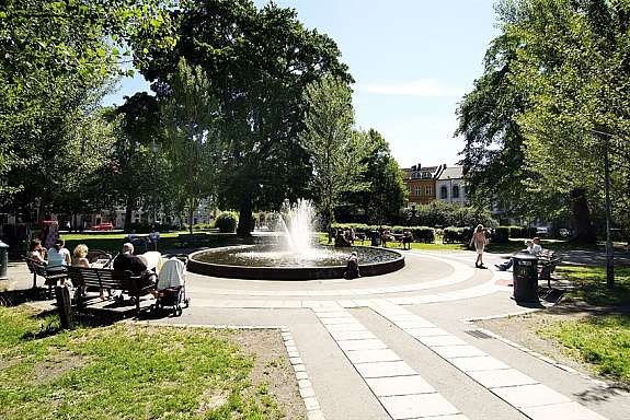 381104618 Galleribilde