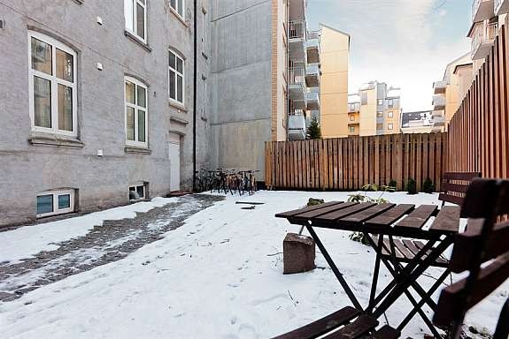 Bakgård Galleribilde