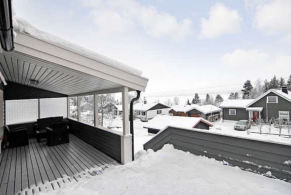 Terrasse med gode solforhold og utsikt. Galleribilde