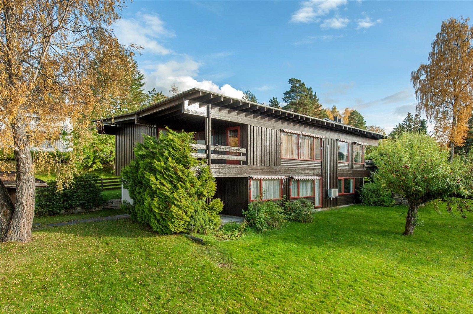 Boligen, innholdsrik med spennende planløsning. Galleribilde