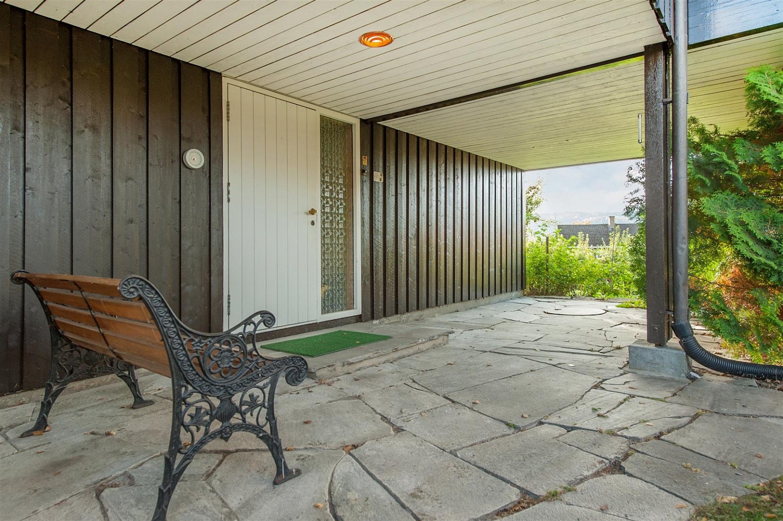 Fra inngangsparti, med skifer. Galleribilde