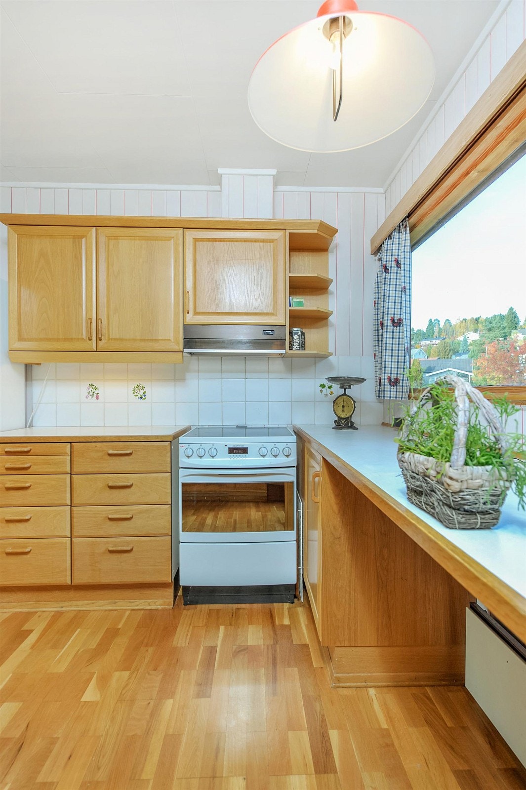 Utsnitt fra kjøkken. Galleribilde