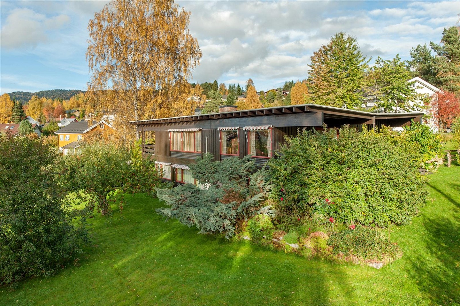 Boligen sett fra sør-vest. Galleribilde