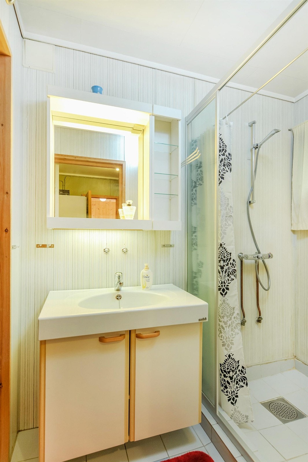 Utsnitt fra bad. Galleribilde