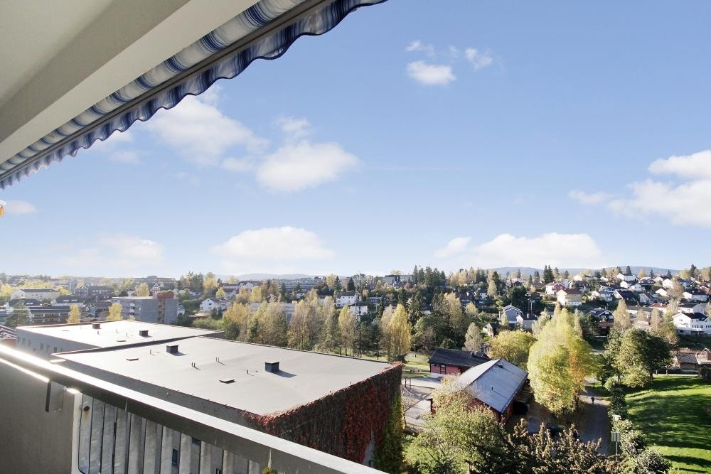 Utsikt fra balkong Galleribilde