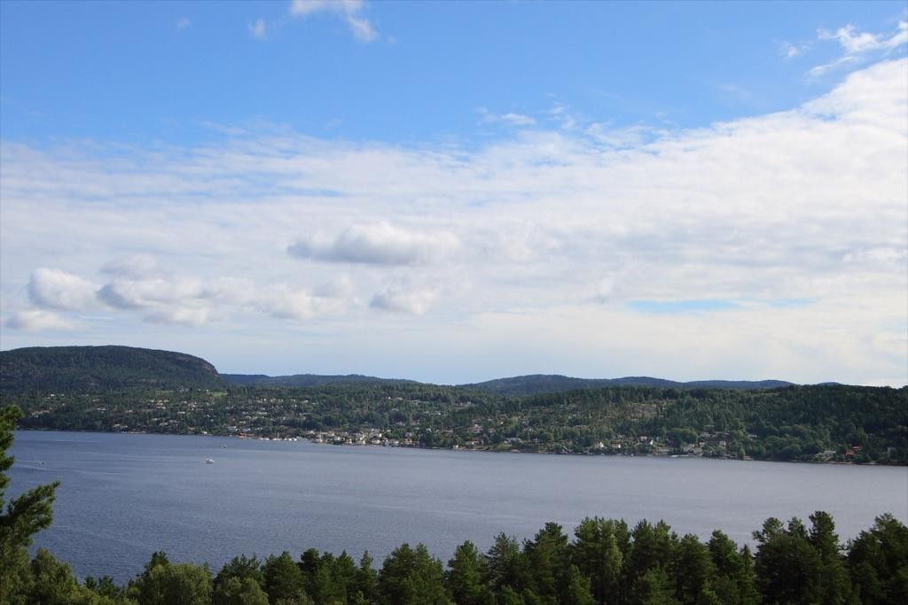 Panorama mot Holmsbu Galleribilde