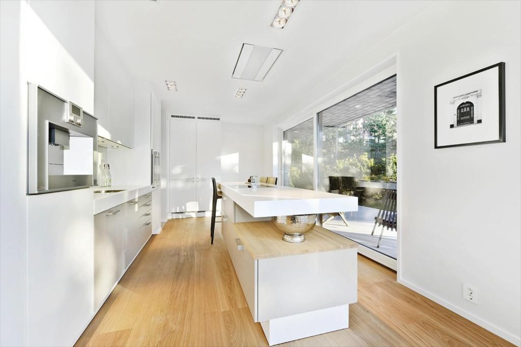 Moderne kjøkken fra Poggenpohl med alle fasiliteter Galleribilde