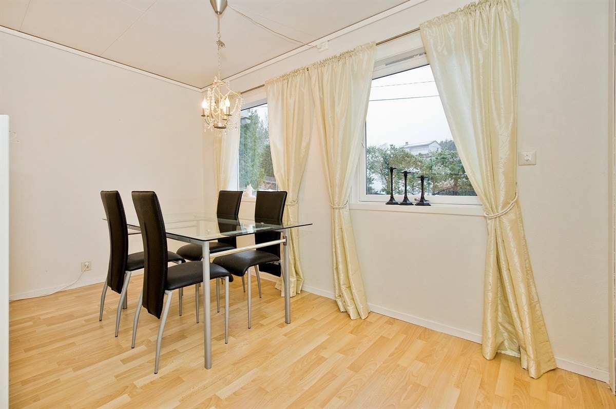 Kjellerstue Galleribilde