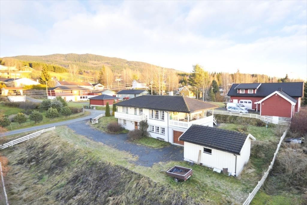 Godt etablert boligområde rundt boligen Galleribilde