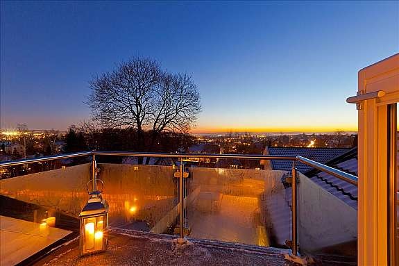 Takterrasse - "Blå timen" Galleribilde