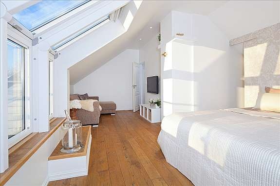 Soverom I med sofakrok Galleribilde