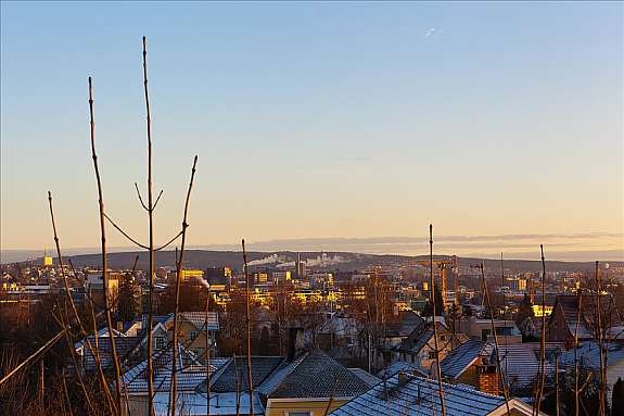 Utsikt fra soverom IV mot sydøst Galleribilde