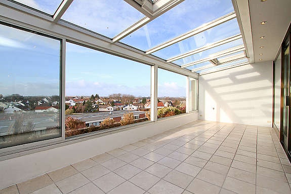 Stor innglasset terrasse (kan åpnes) Galleribilde