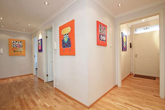 God gang med downlights Galleribilde