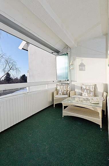 Innglasset balkong Galleribilde