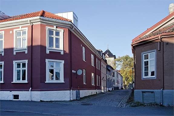 St. Jørgens veita fra Erling Skakkes gate. Galleribilde