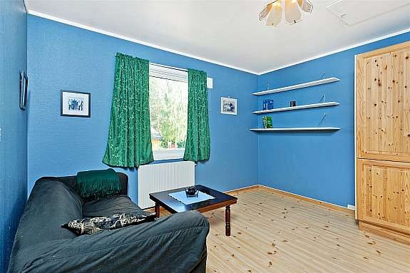 Boligen har tilsammen 4 soverom, hvorav 1 i sokkeletg. og 3 på hovedplan Galleribilde