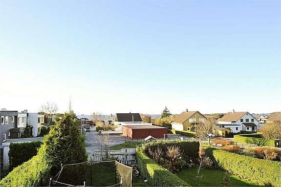 Utsikt mot sjøen Galleribilde