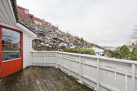 Terrasse med utgang fra stuen Galleribilde