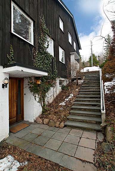 Inngang til separat leilighet. Galleribilde