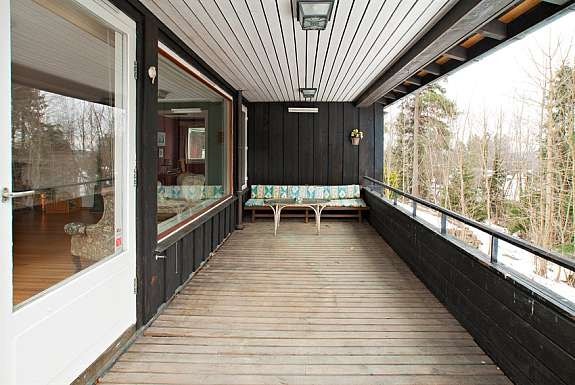 Veranda utenfor stue Galleribilde