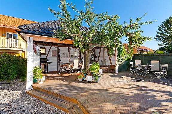 Hyggelig opparbeidet uteareal. Galleribilde