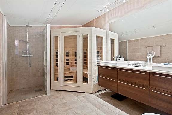 Bad tilknyttet master bedroom Galleribilde