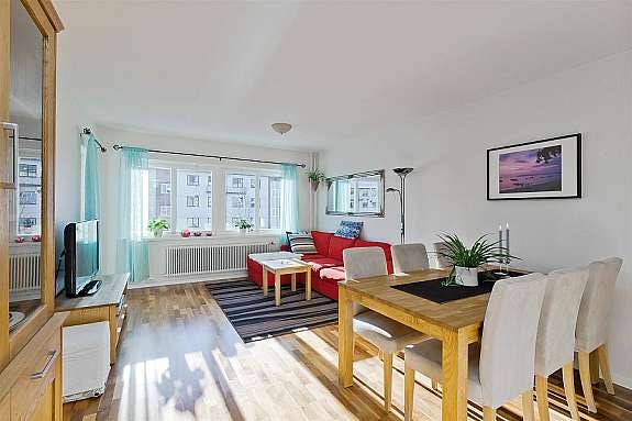 God plass til både sofakrok og spisestue. Galleribilde