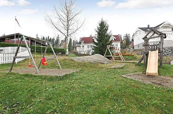 Fine lekeplasser rett i nærheten Galleribilde