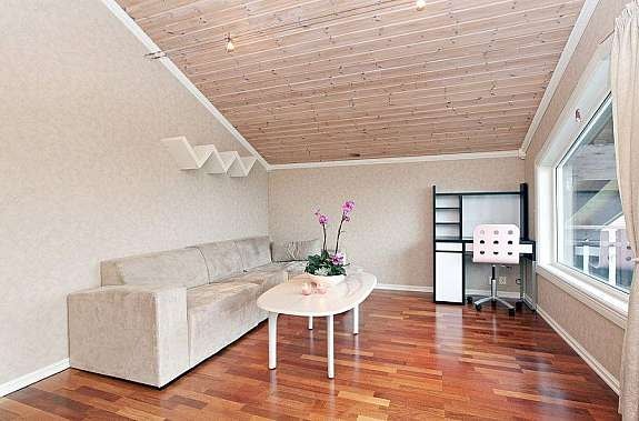 Loftstuen kan lett gjøres om til 2 soverom. Galleribilde