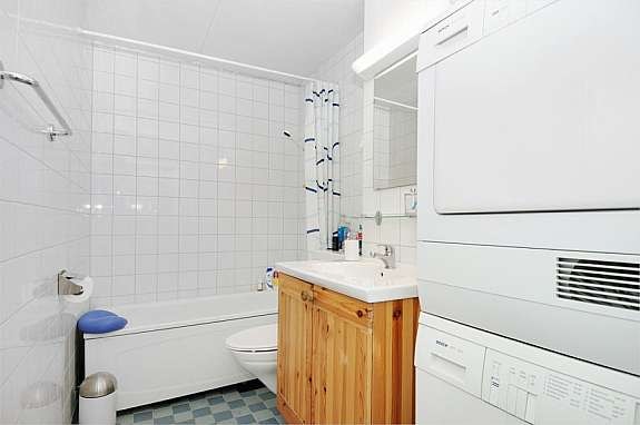 Pent flislagt bad/wc med varmekabler. Galleribilde