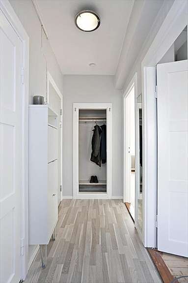 Entré med skoskap og garderobe. Galleribilde