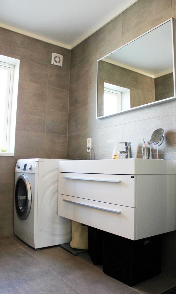 Bad - vask (vaskemaskin følger ikke med) Galleribilde